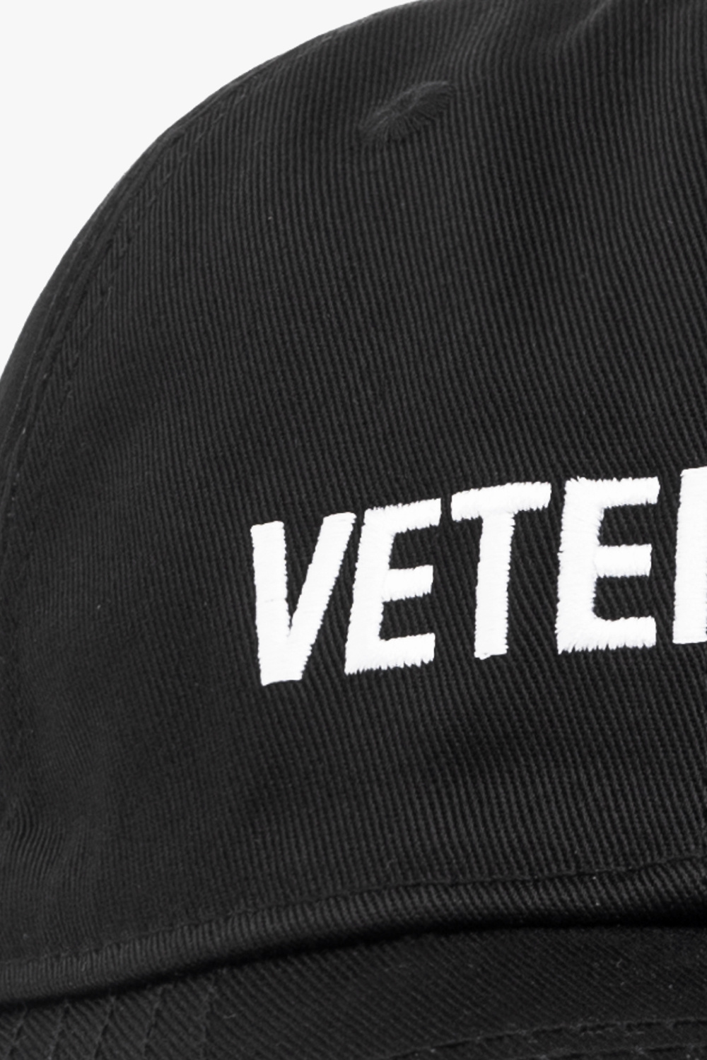 VETEMENTS ブラック キャップ UA5ZCA200B Oval Logo Cap Black | The Webster